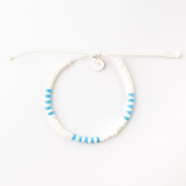 Stylish Pineapple Island bracelet FIM-021 with white and blue beads.