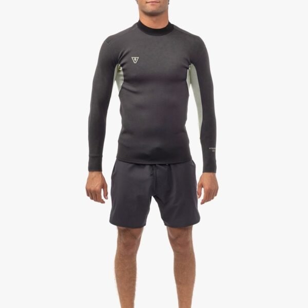 Vissla Natural Seas 1mm LS Jacket in black with long sleeves, front view.