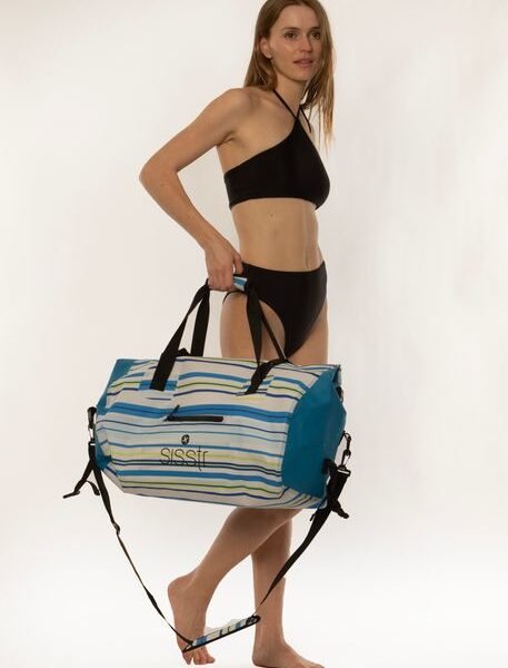 Sisstrevolution Crest Wet/Dry Duffle in Sea Breeze, stylish striped design.